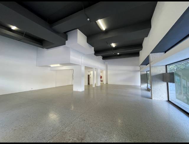 215M² RETAIL FOR SALE IN CAPE TOWN CITY CENTRE